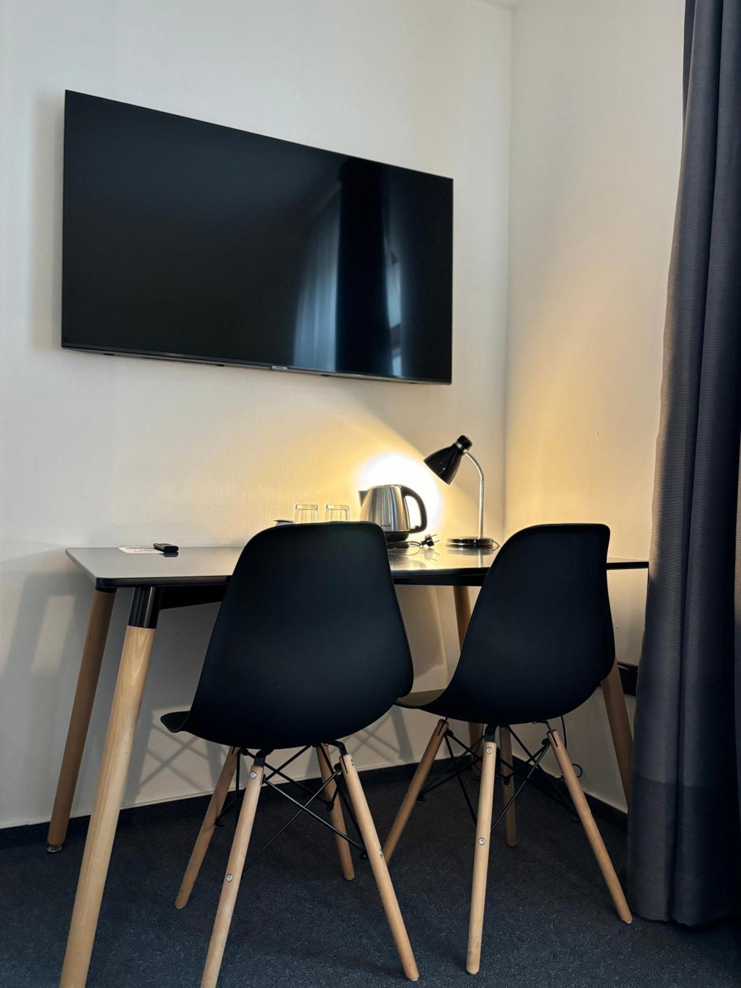Rozmaryn Rooms & Apartments Rakovník Exteriör bild