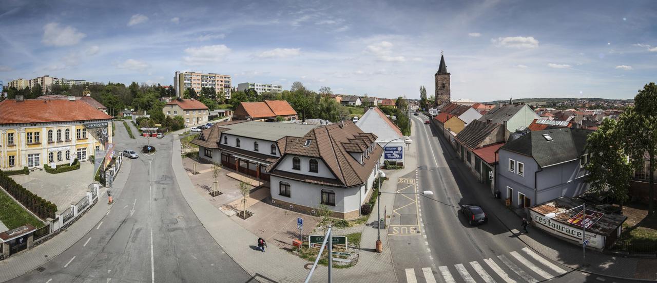 Rozmaryn Rooms & Apartments Rakovník Exteriör bild